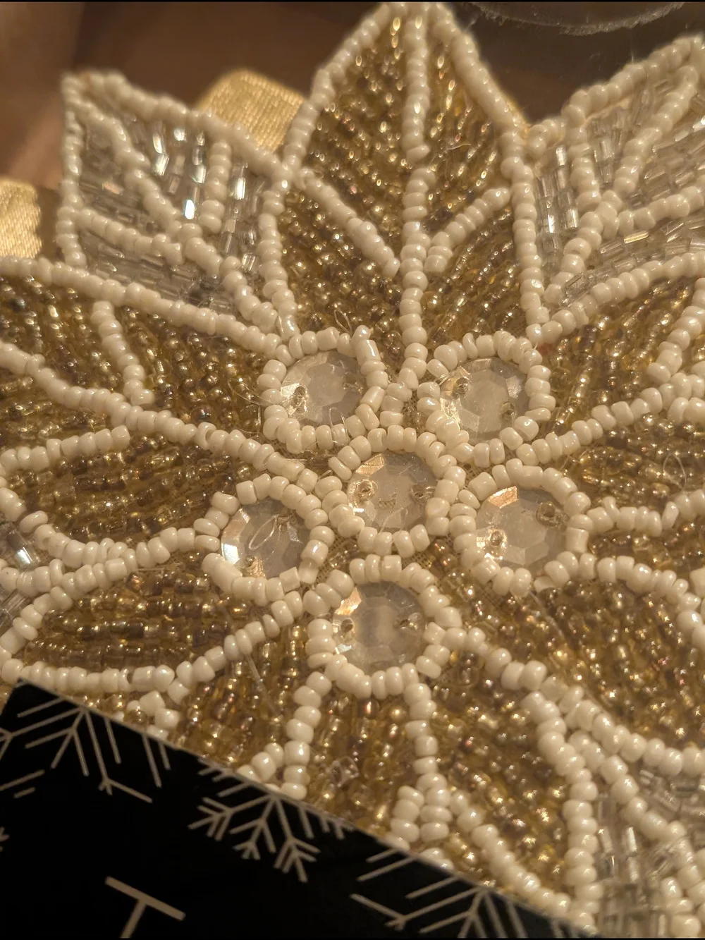 Holiday Tahari White Gold Pointsettia Beaded Drink Coasters 4 new gorgeous